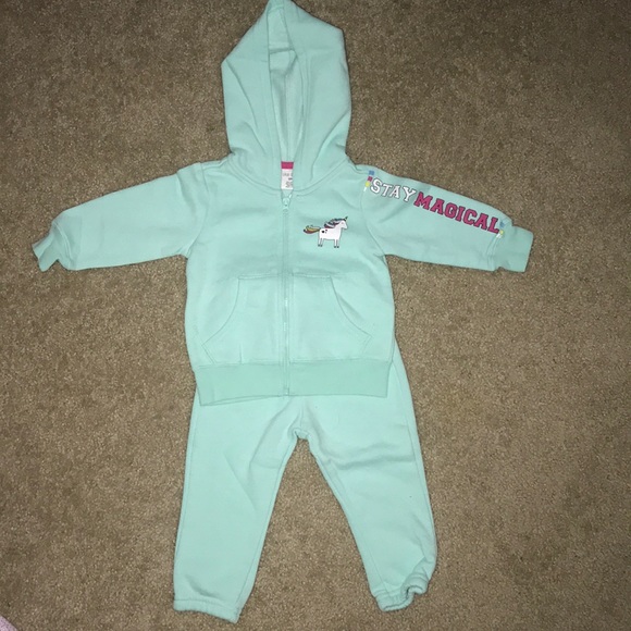 9 month baby  girls clothes - Picture 2 of 7